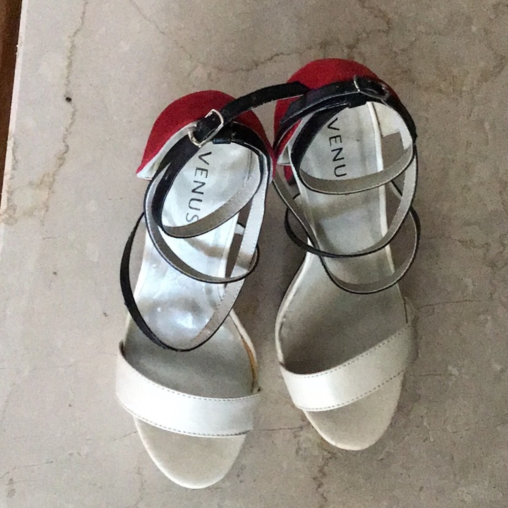 Venus Red 5 Inch heals